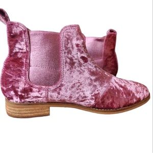 Toms Ella Faded Rose Velvet Ankle Boots Women's Size 9